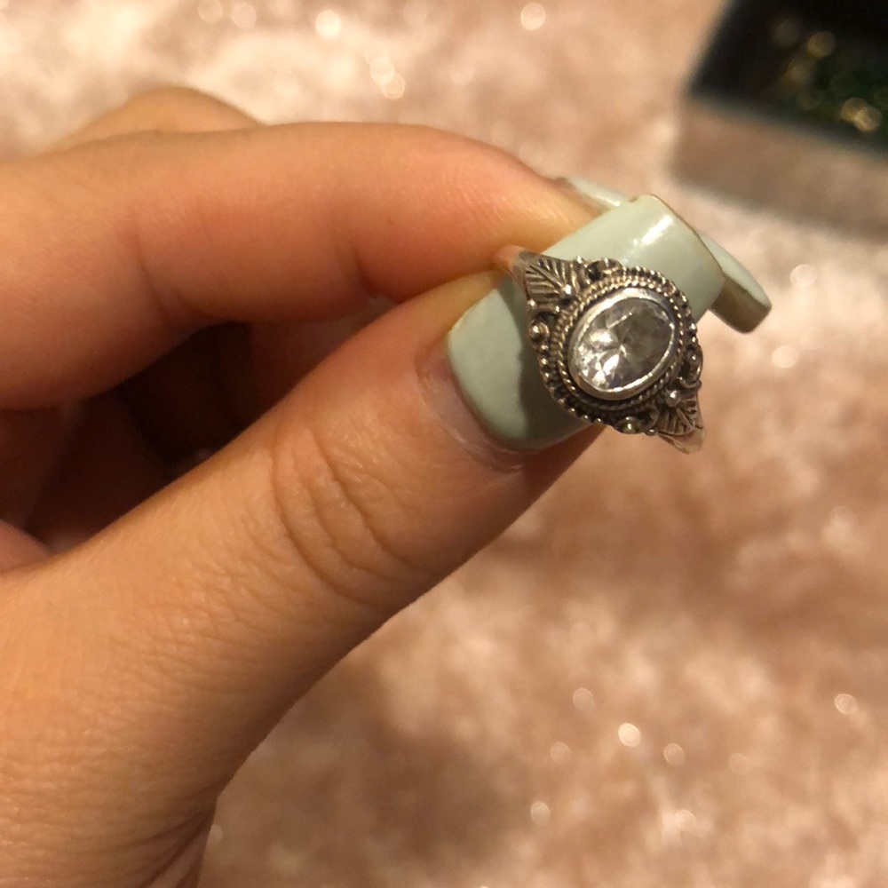 Silver CZ ring - Picture 2 of 2